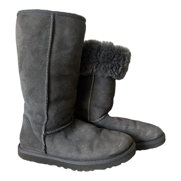 UGG Australia Grey Boots S/N 5815 Leather Genuine Sheepskin Classic Tall US  W6 - Picture 8 of 14